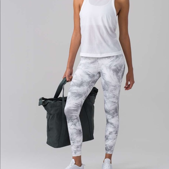 lululemon athletica Pants - Lululemon Train Time 7/8 leggings